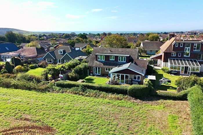 6 Bedroom Detached House For Sale In Chyngton Lane North, Seaford, BN25