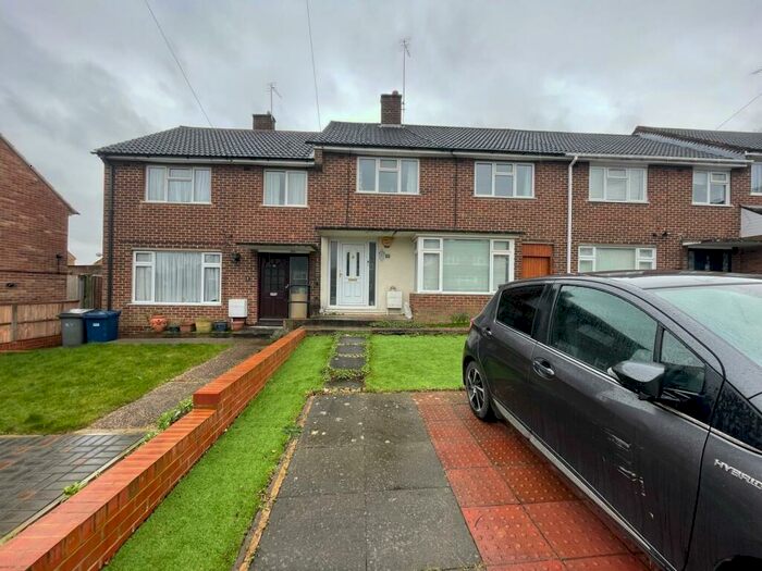 4 Bedroom House To Rent In Linden Road, London, N11