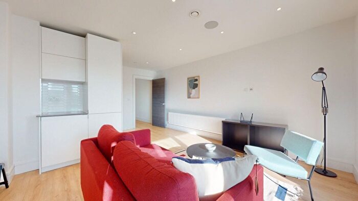 3 Bedroom Flat To Rent In Olympic Way, Wembley, HA9
