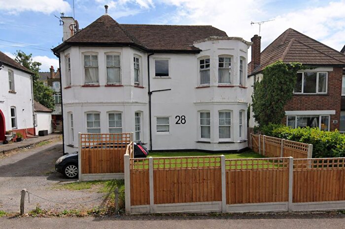 2 Bedroom Flat To Rent In Cobham Road, Westcliff-On-Sea, SS0