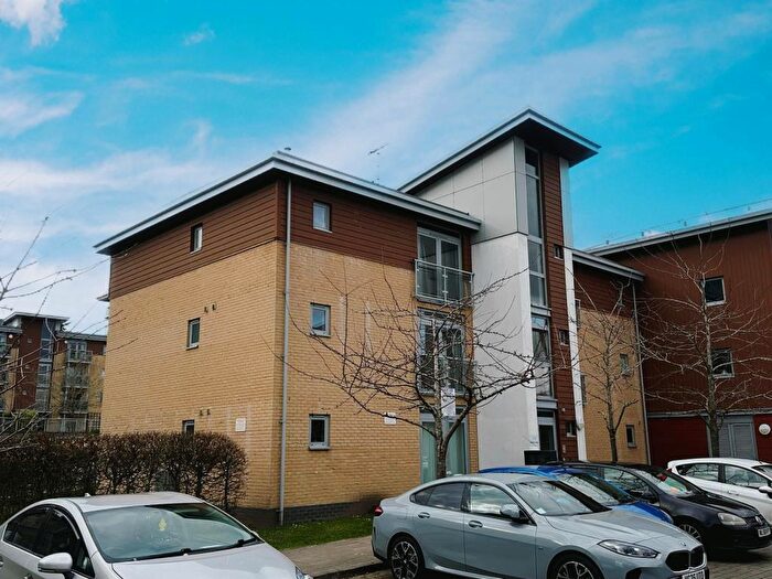 2 Bedroom Flat To Rent In Kelvin Gate, Bracknell, RG12