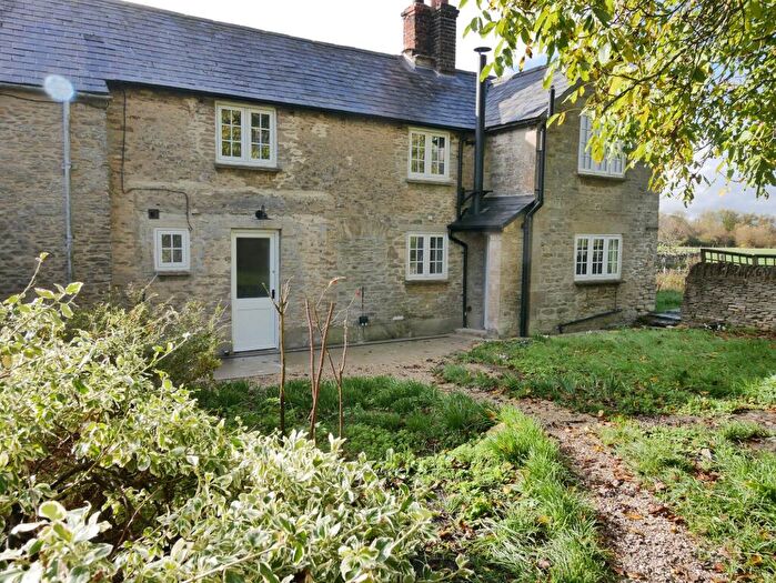 3 Bedroom Semi Detached House To Rent In Broadwell, Lechlade, GL7