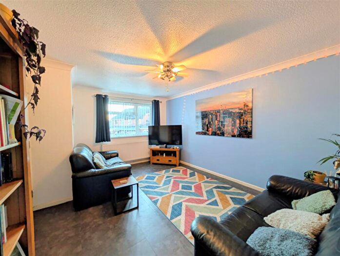3 Bedroom Link Detached House For Sale In Puzzle Close, Bream, Lydney, GL15