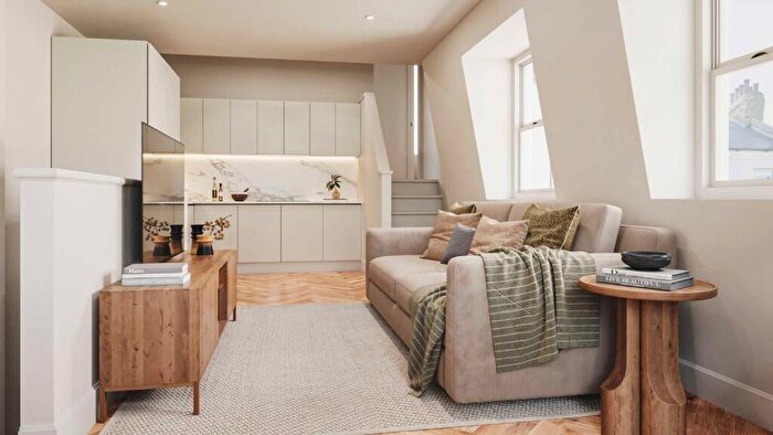 2 Bedroom Flat For Sale In Latchmere Road, Battersea, SW11
