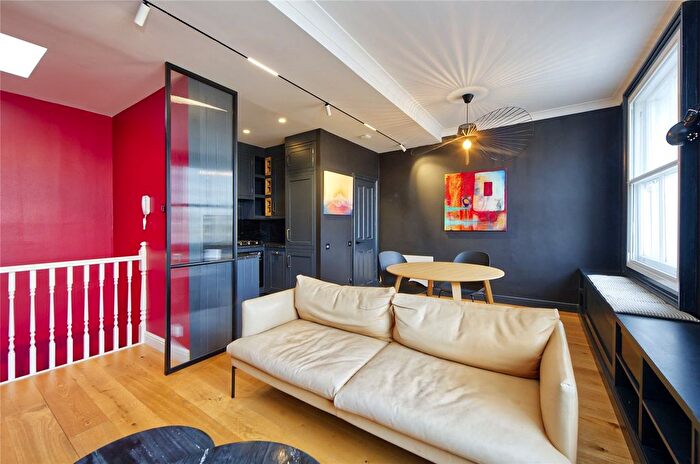 2 Bedroom Flat To Rent In Ladbroke Grove, London, Uk, W11