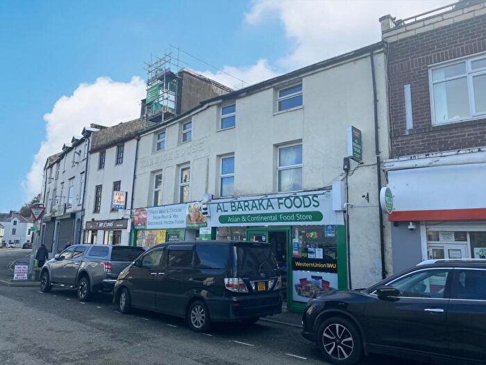 8 Bedroom Block Of Apartments For Sale In - High Street, Bangor, Gwynedd, Wales, LL57