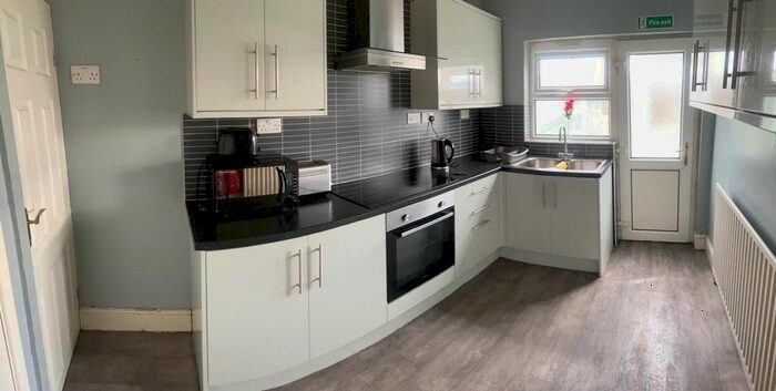 4 Bedroom Semi-Detached House To Rent In Willmore Road, Birmingham, B20