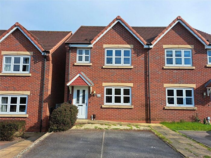 3 Bedroom Semi Detached House To Rent In Sutton Park Road, Kidderminster, Worcestershire, DY11