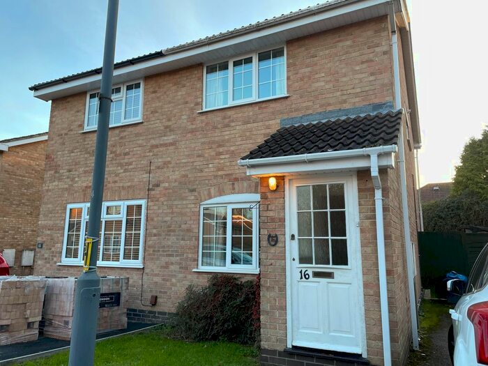 2 Bedroom Property To Rent In Homeleaze Road, Southmead, Bristol BS10