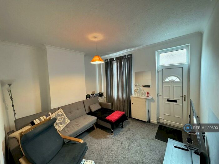 2 Bedroom Terraced House To Rent In Gladwyn Street, Stoke-On-Trent, ST2