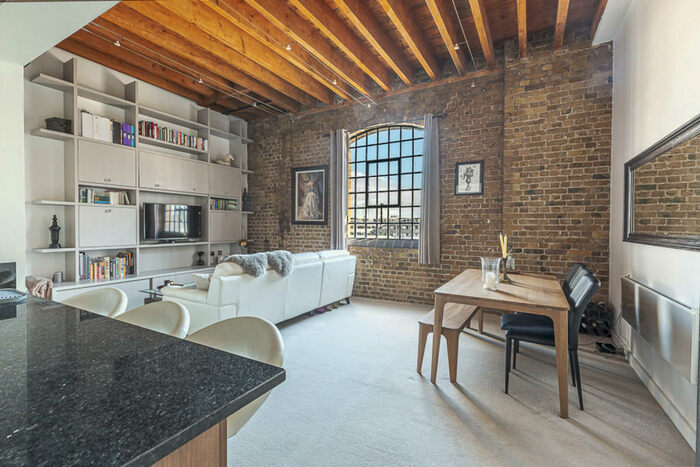 1 Bedroom Apartment To Rent In Warehouse W, Royal Victoria Dock, E16