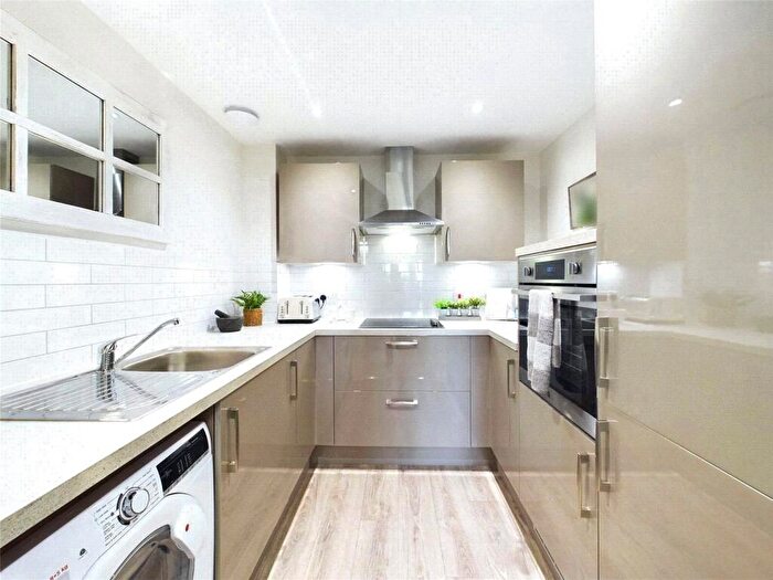 2 Bedroom Apartment For Sale In Ryland Drive, Witham, Essex, CM8