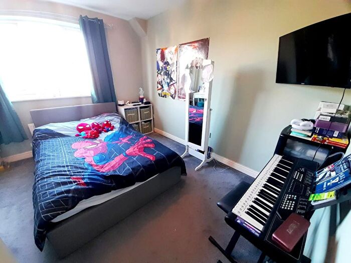 4 Bedroom Detached House For Sale In Oak Tree Avenue, Gainsborough, DN21