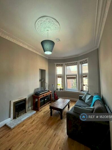 2 Bedroom Flat To Rent In Bowman Street, Glasgow, G42