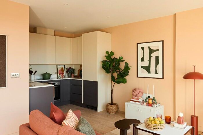 1 Bedroom Flat To Rent In Bale House, Conington Road, London, SE13