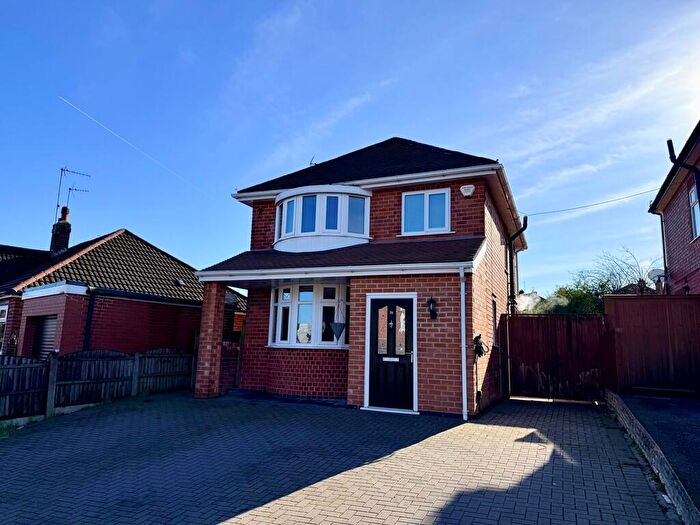 3 Bedroom Detached House For Sale In Elms Avenue, Littleover, DE23