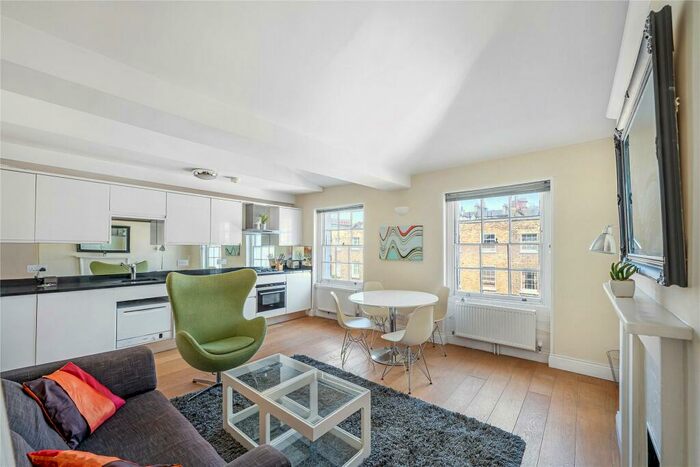 2 Bedroom Flat For Sale In Gloucester Place, London, NW1