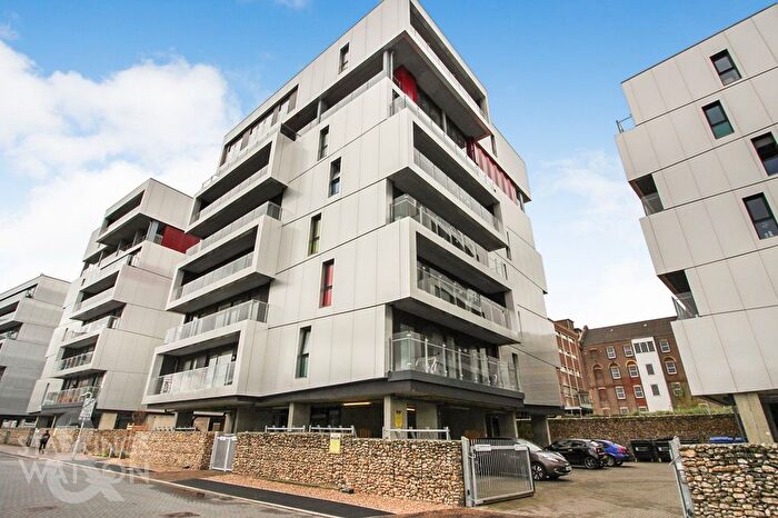 2 Bedroom Property To Rent In Robinson Bank, Geoffrey Watling Way, Norwich, NR1