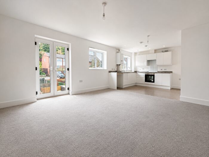 2 Bedroom Apartment To Rent In Beacon Road, Chatham, ME5