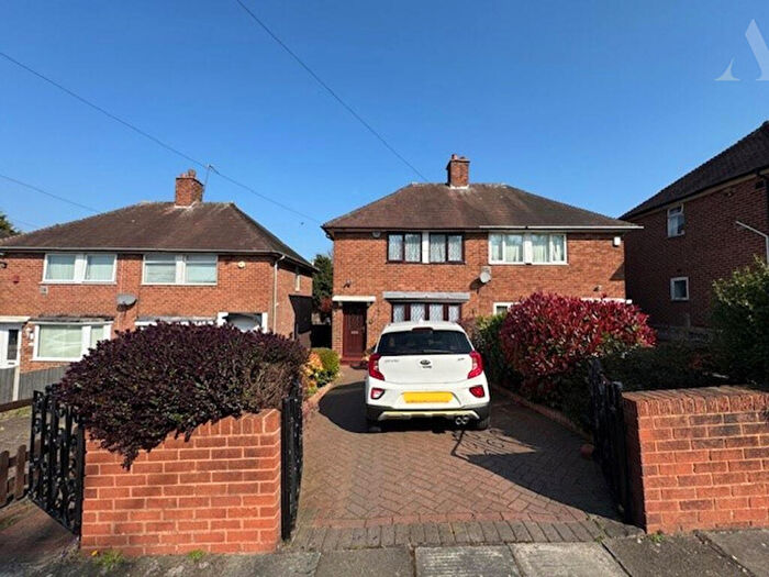 2 Bedroom Semi-Detached House For Sale In Orpwood Road, Birmingham, West Midlands, B33