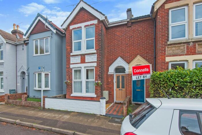 3 Bedroom House To Rent In Dutton Lane, Eastleigh, SO50