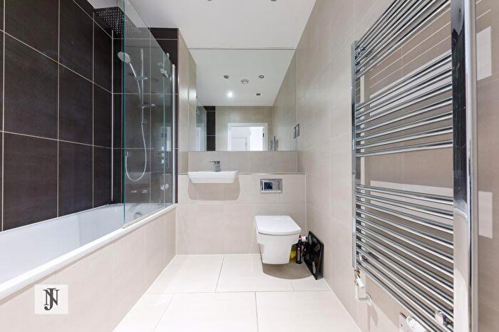 1 Bedroom Flat To Rent In Cornflower Court, Ebony Crescent, Cockfosters, EN4