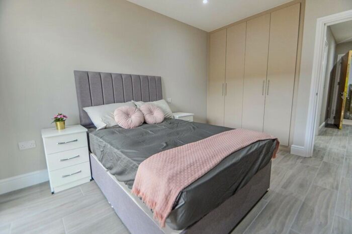 1 Bedroom Apartment To Rent In Station Road, Langley, Berkshire, SL3