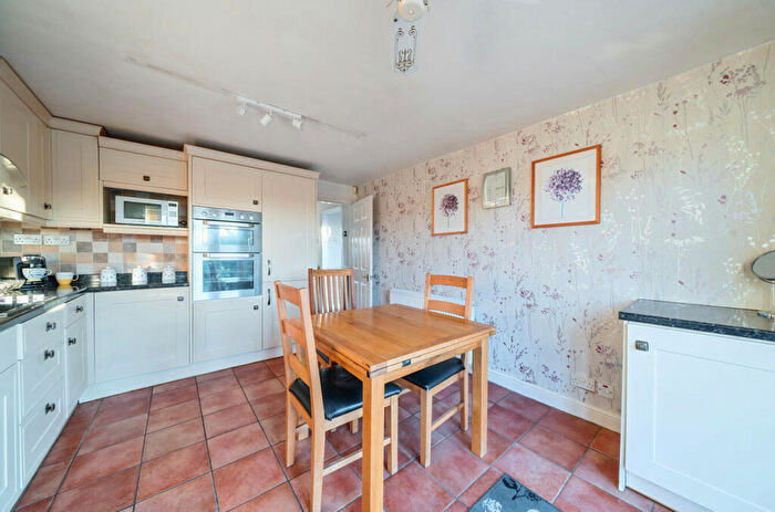 3 Bedroom Detached House For Sale In Charnwood Grove, Mansfield, Nottinghamshire, NG18