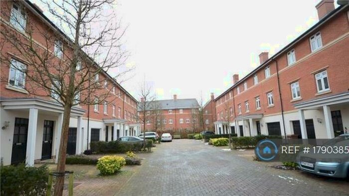 4 Bedroom End Of Terrace House To Rent In Lower Earley, Reading, RG6