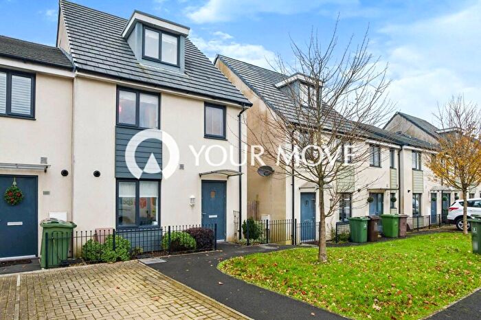 3 Bedroom House For Sale In Pennycross Close, Plymouth, Devon, PL2