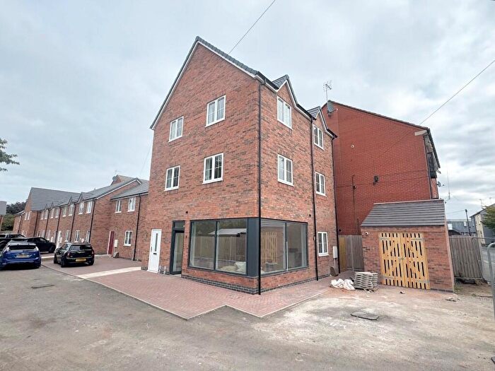 2 Bedroom Maisonette To Rent In Flat Black Horse Court, Thurmaston, ., LE4