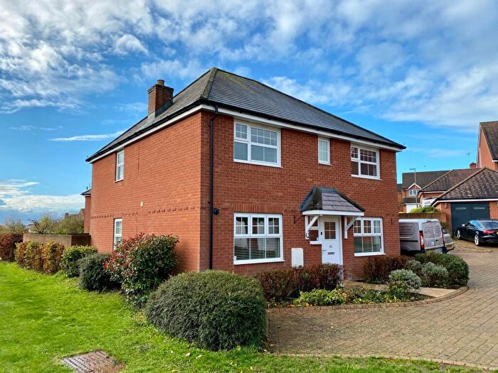 4 Bedroom House To Rent In Cowslip Way, Andover, SP11