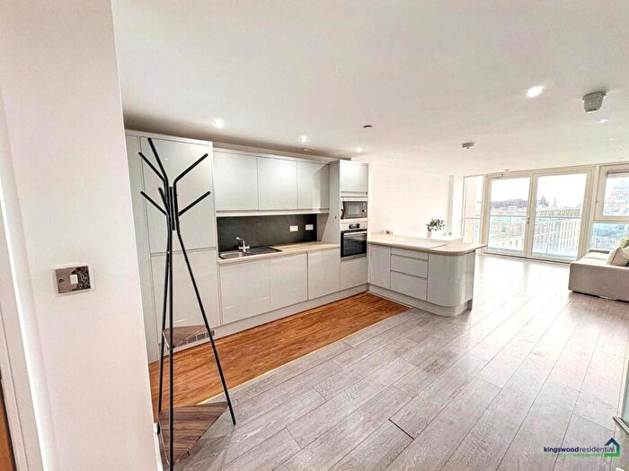 2 Bedroom Apartment To Rent In Limtus Building, Huntingdon Street, Nottingham, NG1