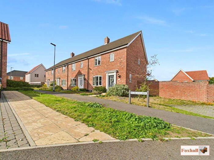 3 Bedroom End Of Terrace House For Sale In Thacker Close, Bramford, Ipswich, IP8