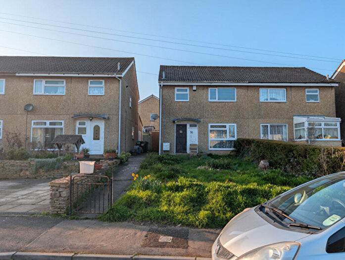 3 Bedroom Semi-Detached House For Sale In Parklands, Malmesbury, Wiltshire, SN16