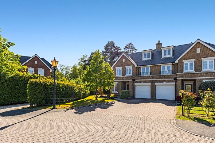 3 Bedroom Semi Detached House For Sale In Kingswood, Ascot, Berkshire, SL5