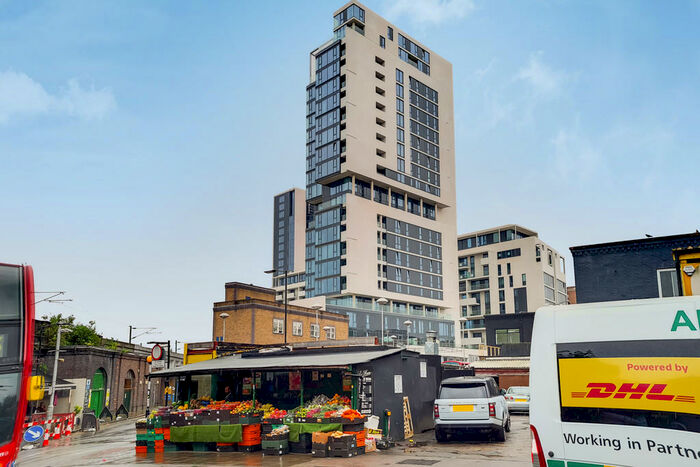 1 Bedroom Apartment To Rent In City North Place, London, N4