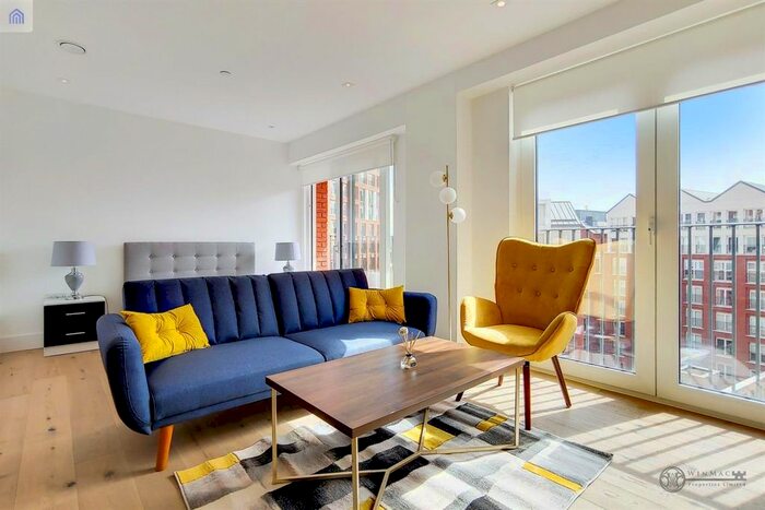 Studio To Rent In Exchange Gardens, London, SW8