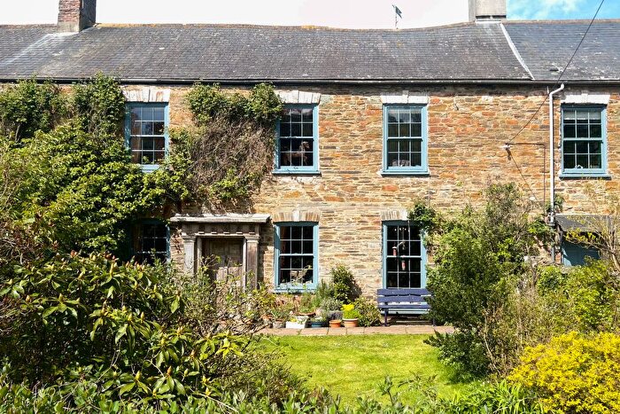 7 Bedroom Detached House For Sale In Totnes, Devon, TQ9