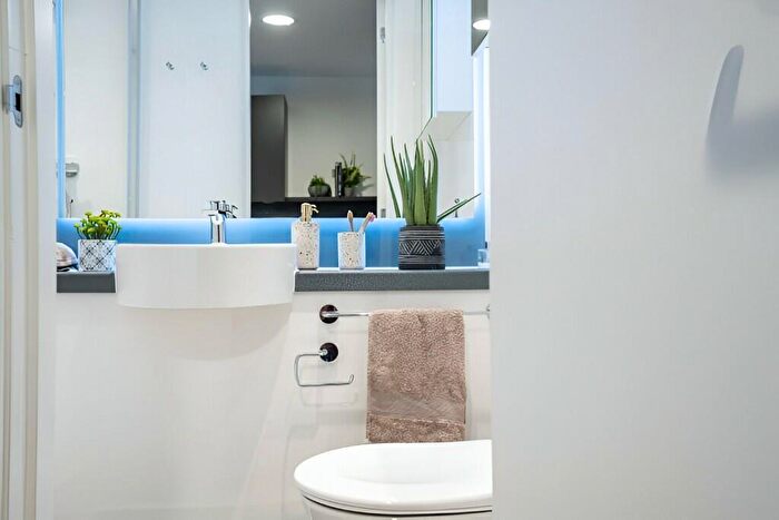 Apartment To Rent In A Rockingham Street, Sheffield, S1