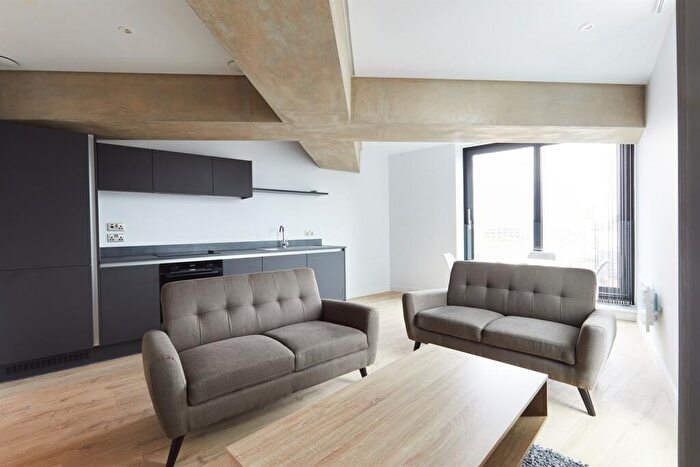 2 Bedroom Apartment To Rent In Axis Tower, M1