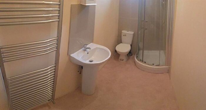 9 Bedroom House To Rent In Egerton Road, Manchester, M14