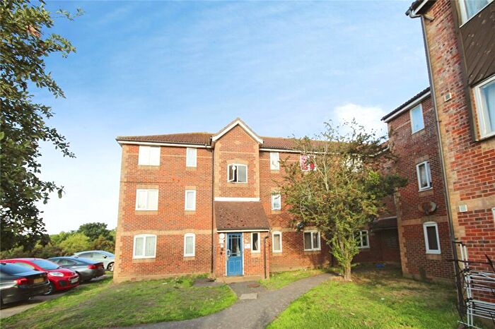 2 Bedroom Apartment To Rent In Chantress Close, Dagenham, RM10