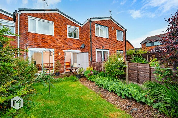 3 Bedroom Terraced House For Sale In Richmond Walk, Radcliffe, M26