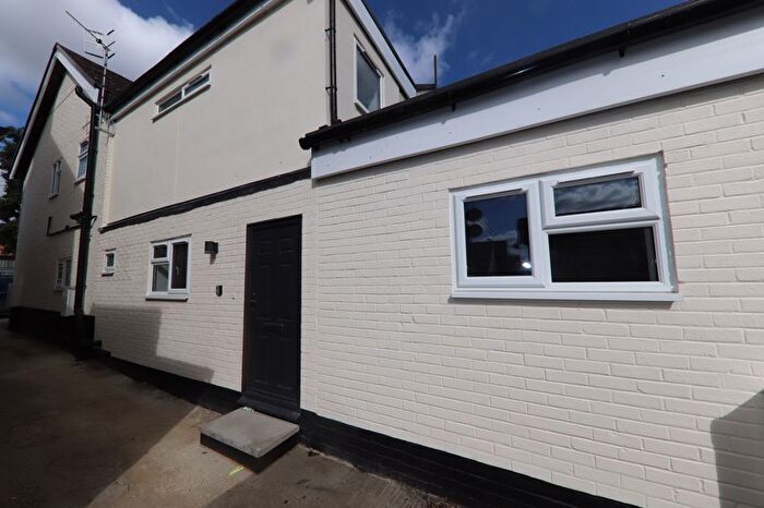 2 Bedroom Flat To Rent In London Road, Apsley, HP3