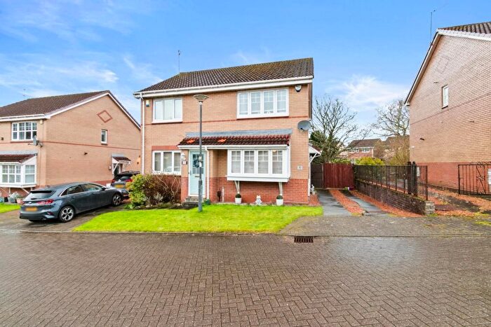 2 Bedroom Semi-Detached House For Sale In Alloway Avenue, Paisley, PA2