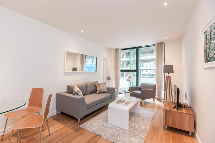 1 Bedroom Flat To Rent In Simpson Loan, Edinburgh, EH3