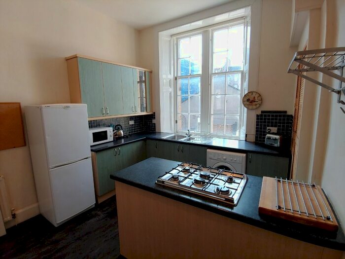 2 Bedroom Flat To Rent In Cresswell Street, Hillhead, Glasgow, G12