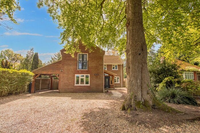5 Bedroom Detached House For Sale In Brow Of The Hill, Leziate, King's Lynn, PE32