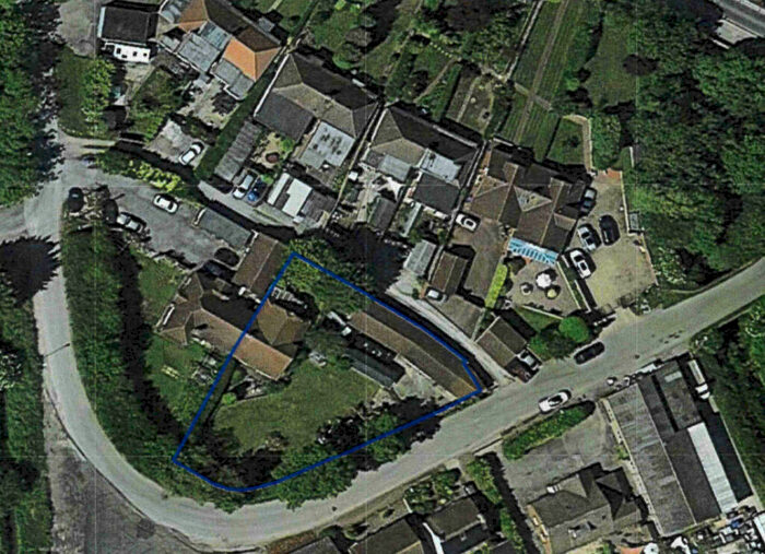 2 Bedroom Semi-Detached Bungalow For Sale In Plaxton Bridge Road, Woodmansey, HU17